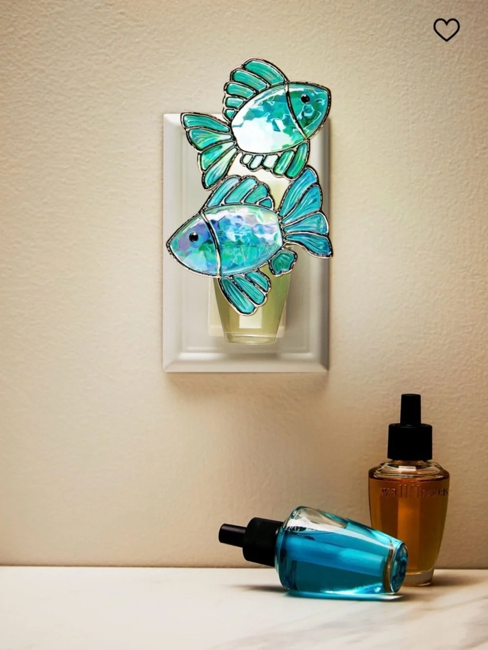 Bath & Body Works Fish Scent Control Nightlight Wallflowers Fragrance Plug
